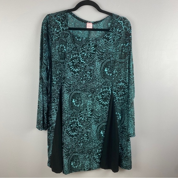 Flirty Pink Green Floral Rayon Crew Neck Longline Tunic Dress 2X - Picture 2 of 10